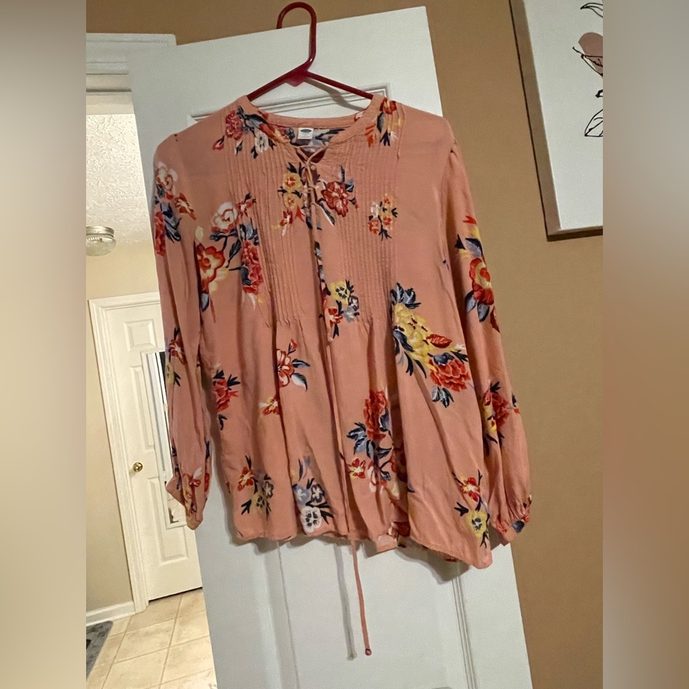 Old Navy, size M, floral blouse